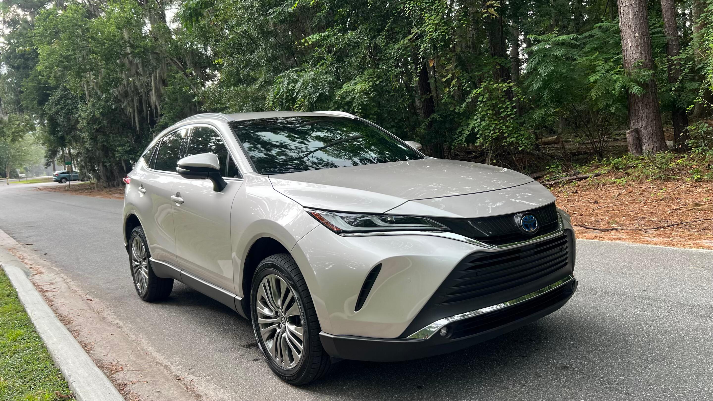 Toyota Venza 2023 in Savannah, GA