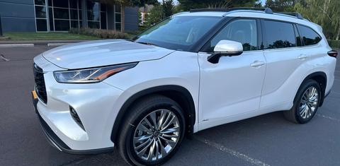 Toyota Highlander Hybrid 2026