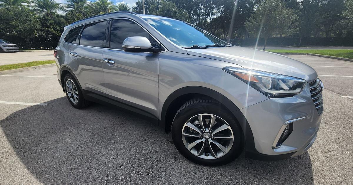 Hyundai Santa Fe XL 2019 rental in Sunrise, FL by Stiven L. Turo