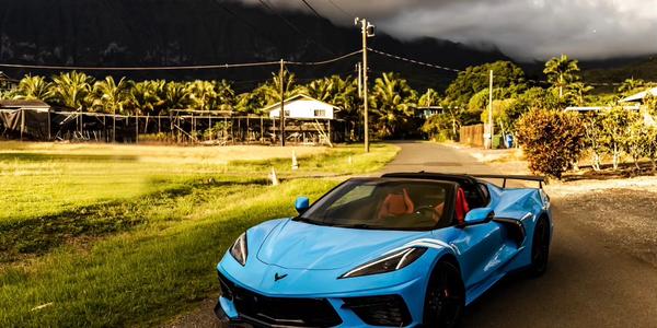 【Veautt/ヴュート】ロイヤルブルー Mサイズ Chevrolet Corvette 2021 rental in Honolulu, HI by Matthew | Turo