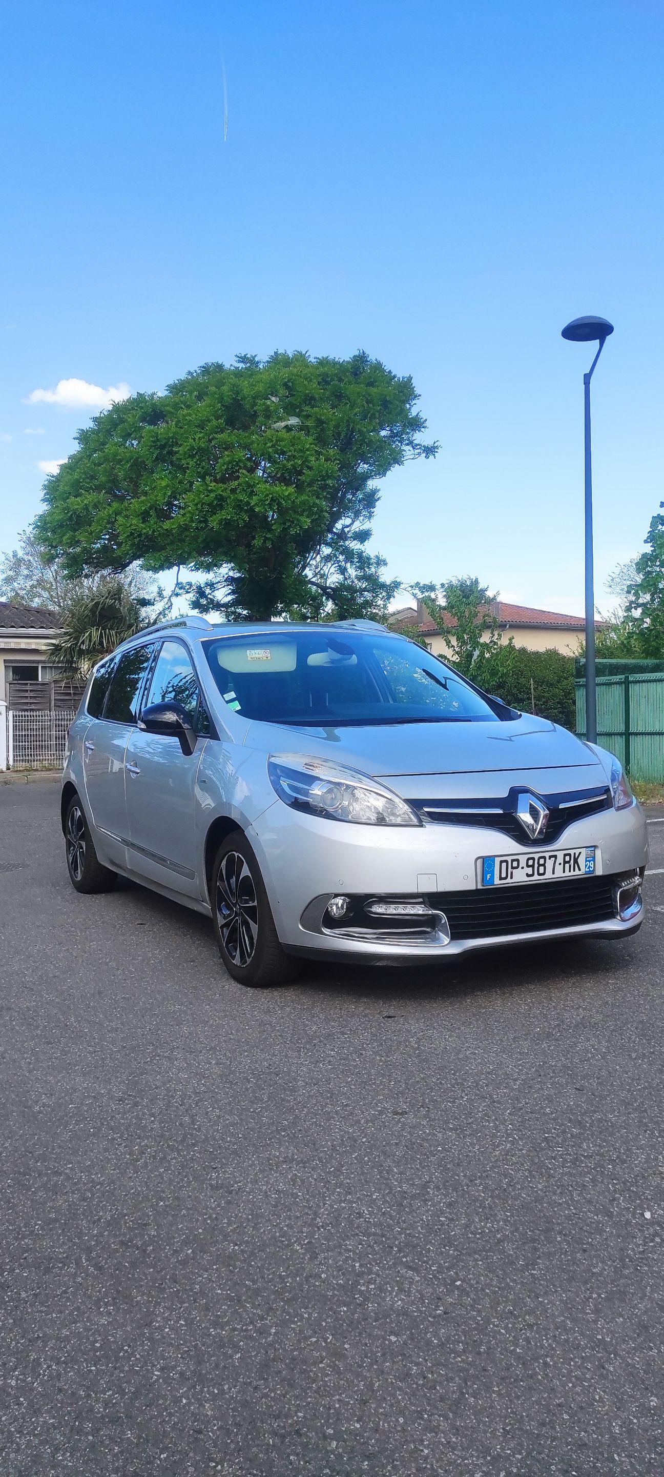 Renault GRAND SCENIC III 2015 in Toulouse