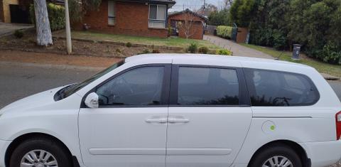 Kia GRAND CARNIVAL 2014