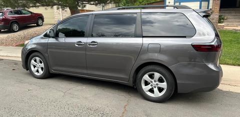 Toyota Sienna 2016