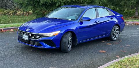 Hyundai Elantra 2024