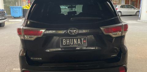 Toyota KLUGER 2015