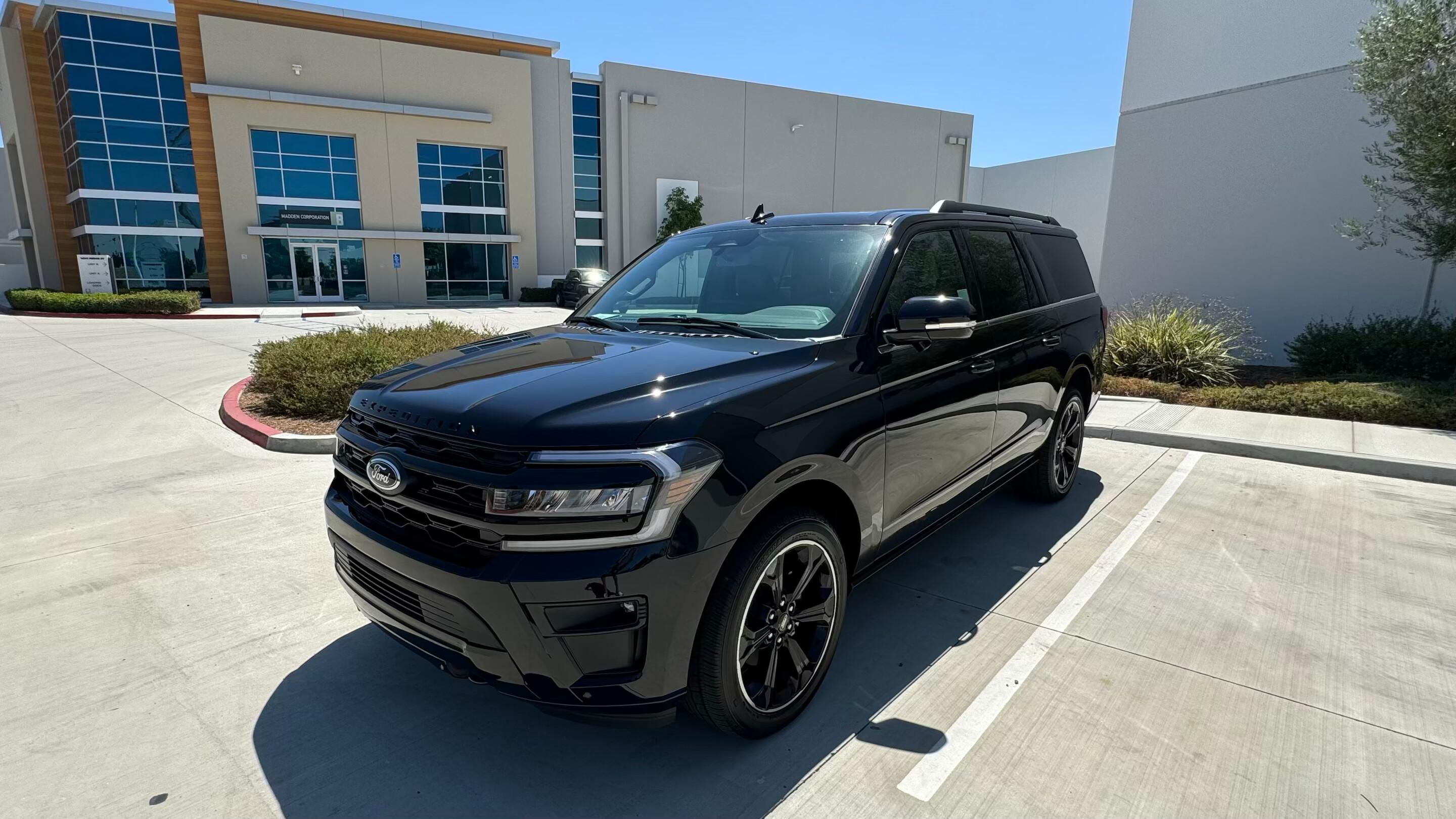 Ford Expedition Max 2024 in Ontario, CA