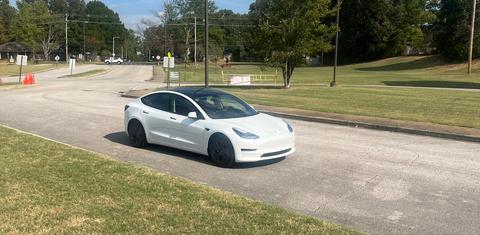 Tesla Model 3 2023