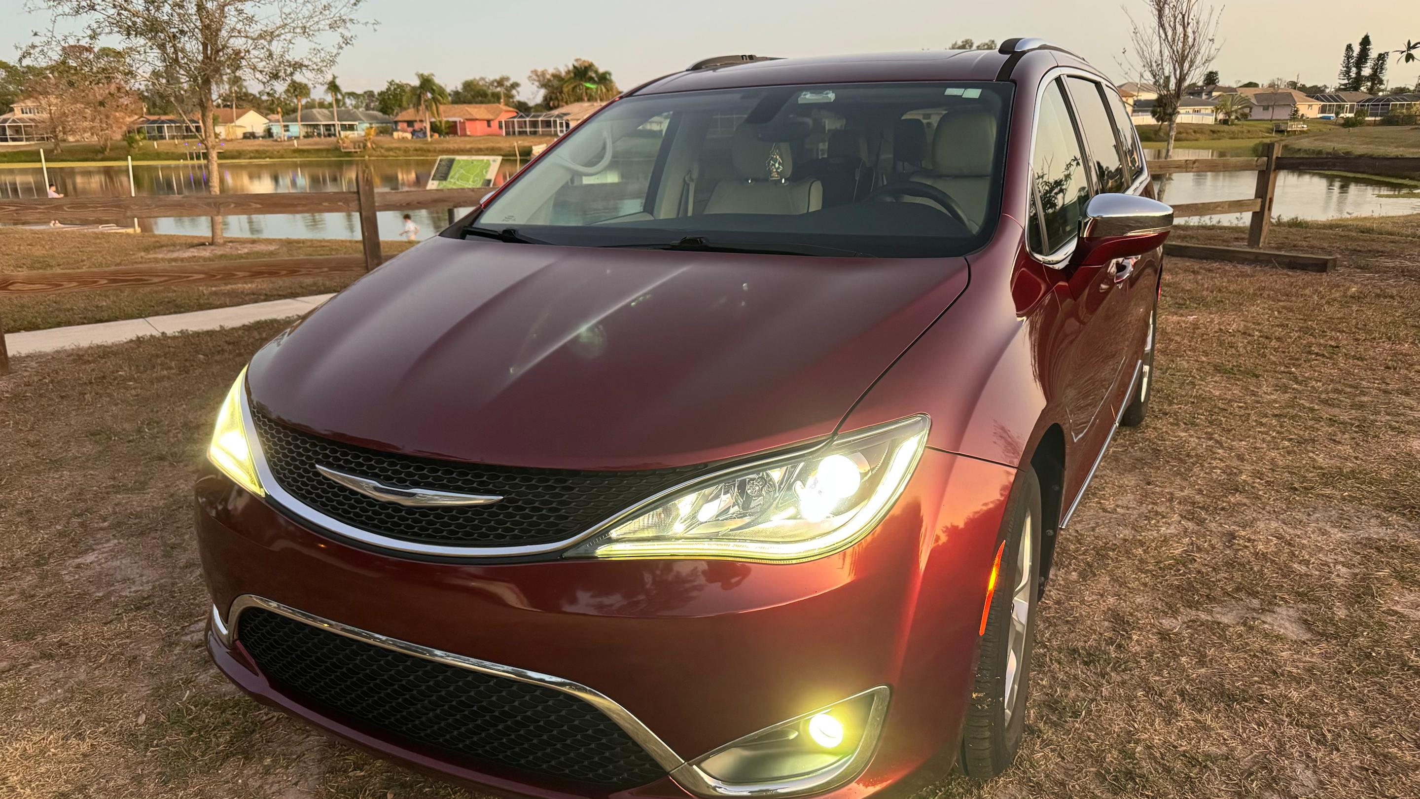Chrysler Pacifica 2017 in North Port, FL