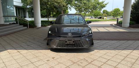 Toyota Camry Hybrid 2026