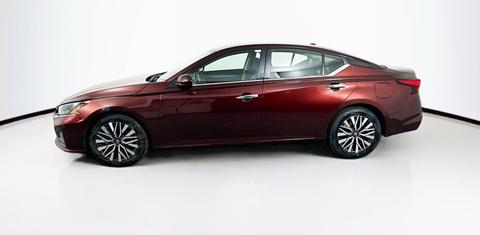Nissan Altima 2023