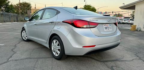 Hyundai Elantra 2016