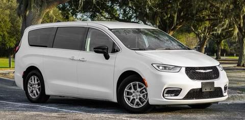 Chrysler Pacifica 2023