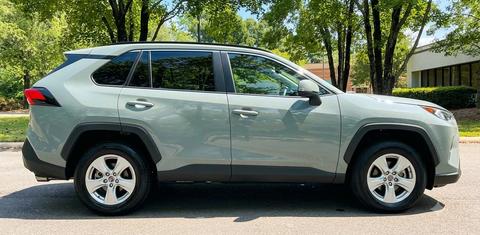 Toyota RAV4 2021
