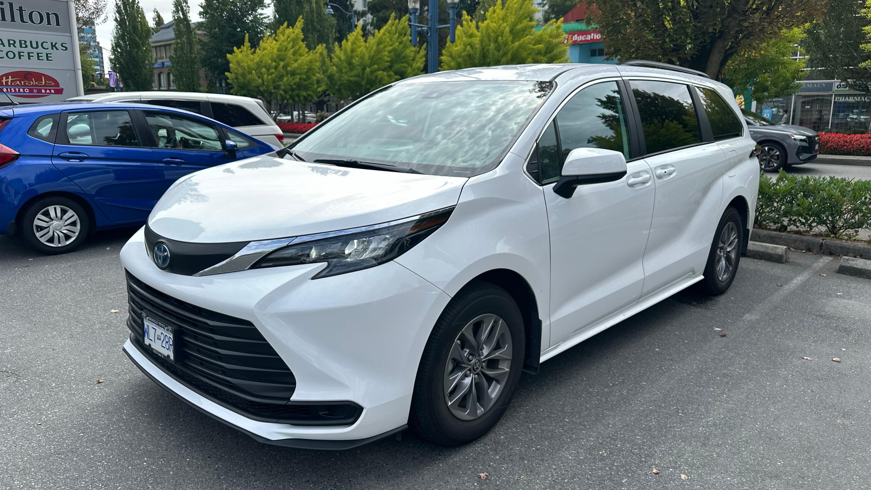 Toyota Sienna 2025 in Richmond, BC