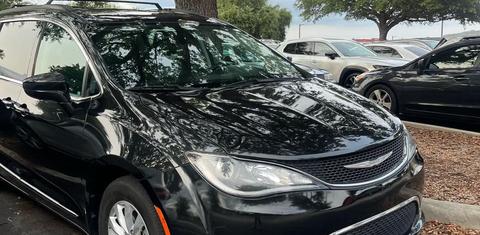 Chrysler Pacifica 2017