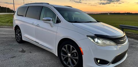 Chrysler Pacifica 2017