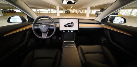 Tesla Model 3 2023