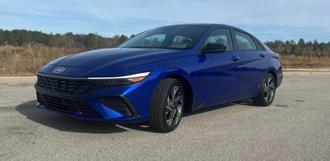 Hyundai Elantra Hybrid 2025