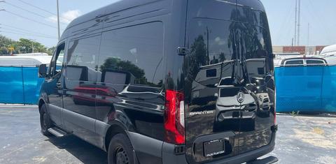 Mercedes-Benz Sprinter 2024