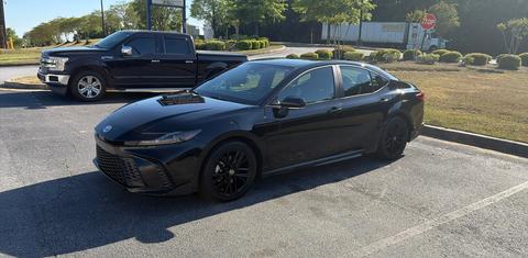 Toyota Camry Hybrid 2025