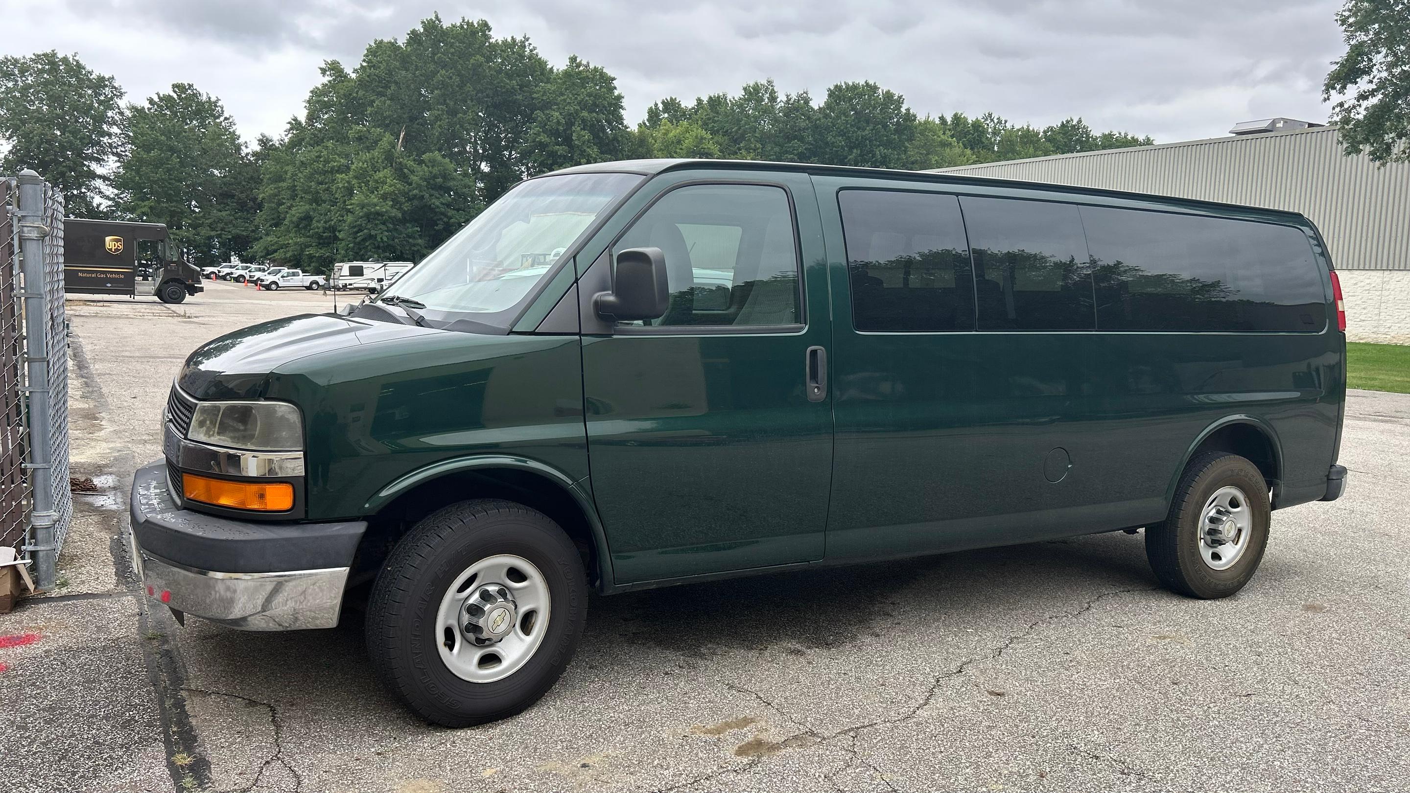 Chevrolet Express 2015 in Parma, OH