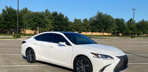 Lexus ES 2023