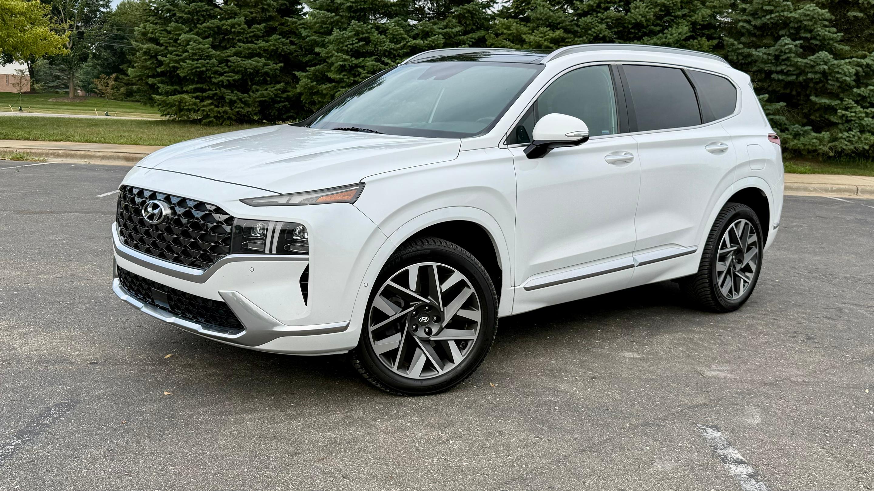 Hyundai Santa Fe 2022 in Canton Township, MI
