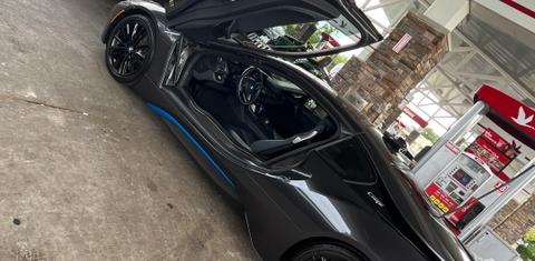 BMW i8 2019