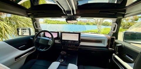 GMC HUMMER EV 2025