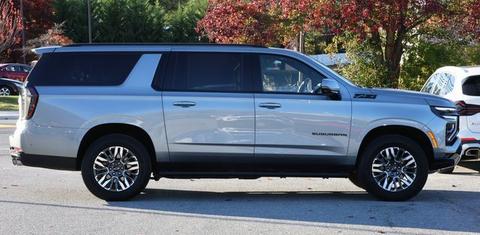 Chevrolet Suburban 2025