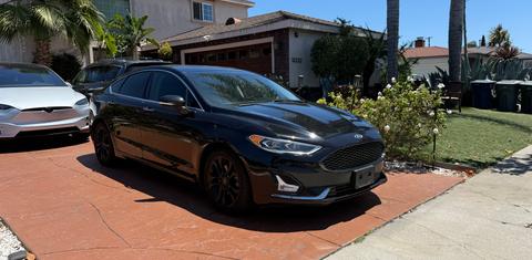 Ford Fusion Hybrid 2020