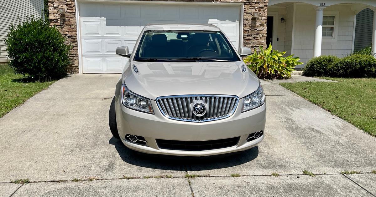 Buick LaCrosse 2011 rental in Durham, NC by Adalquis B. Turo