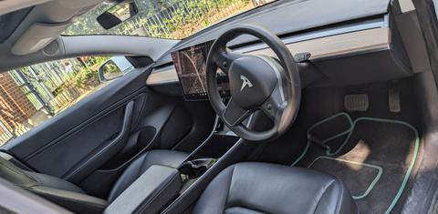 Tesla Model 3 2020