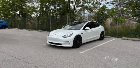 Tesla Model 3 2022