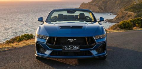 Ford MUSTANG 2024