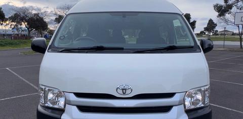 Toyota HIACE 2016