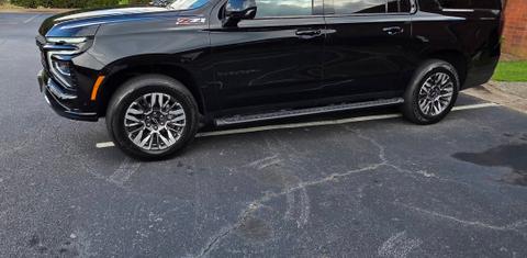 Chevrolet Suburban 2025