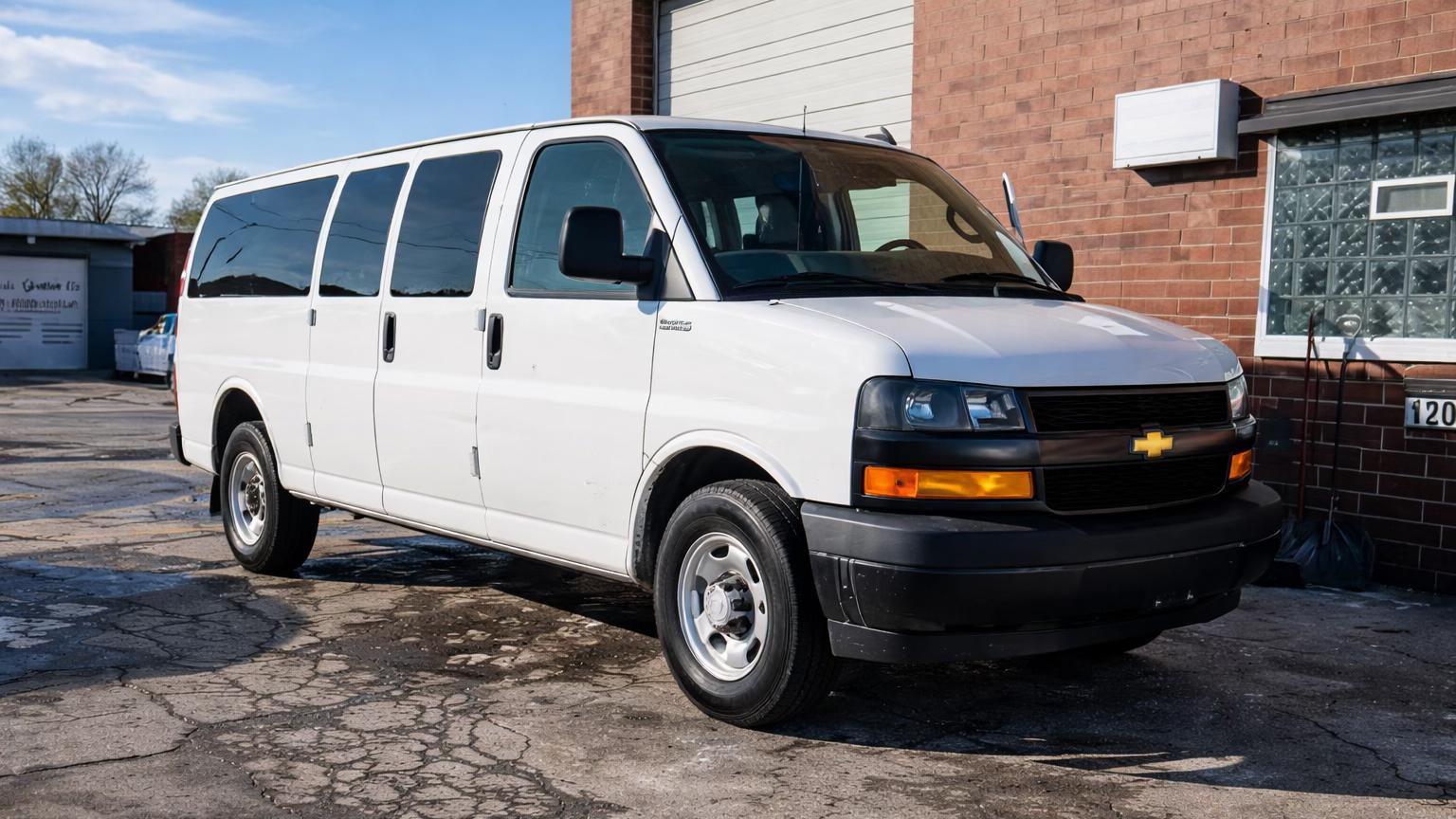 Chevrolet Express 2020 in 