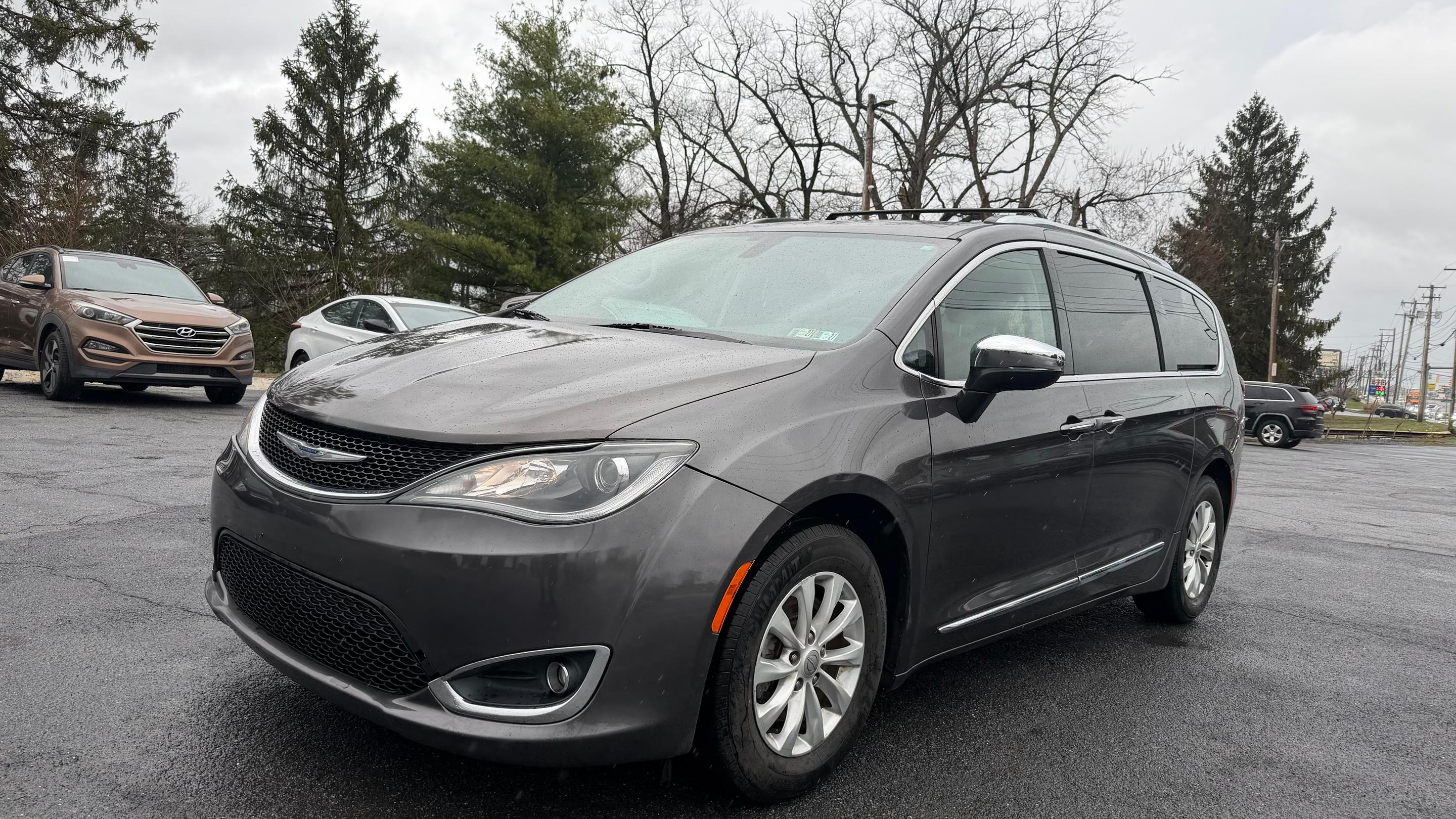 Chrysler Pacifica 2019 in Harrisburg, PA