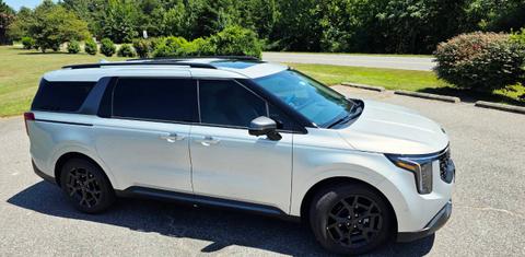 Kia Carnival Hybrid 2025