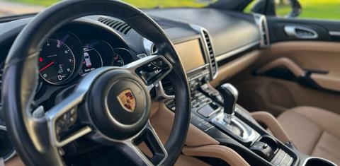 Porsche Cayenne 2016
