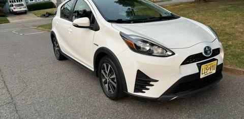 Toyota Prius c 2018