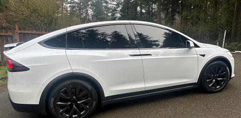 Tesla Model X 2022