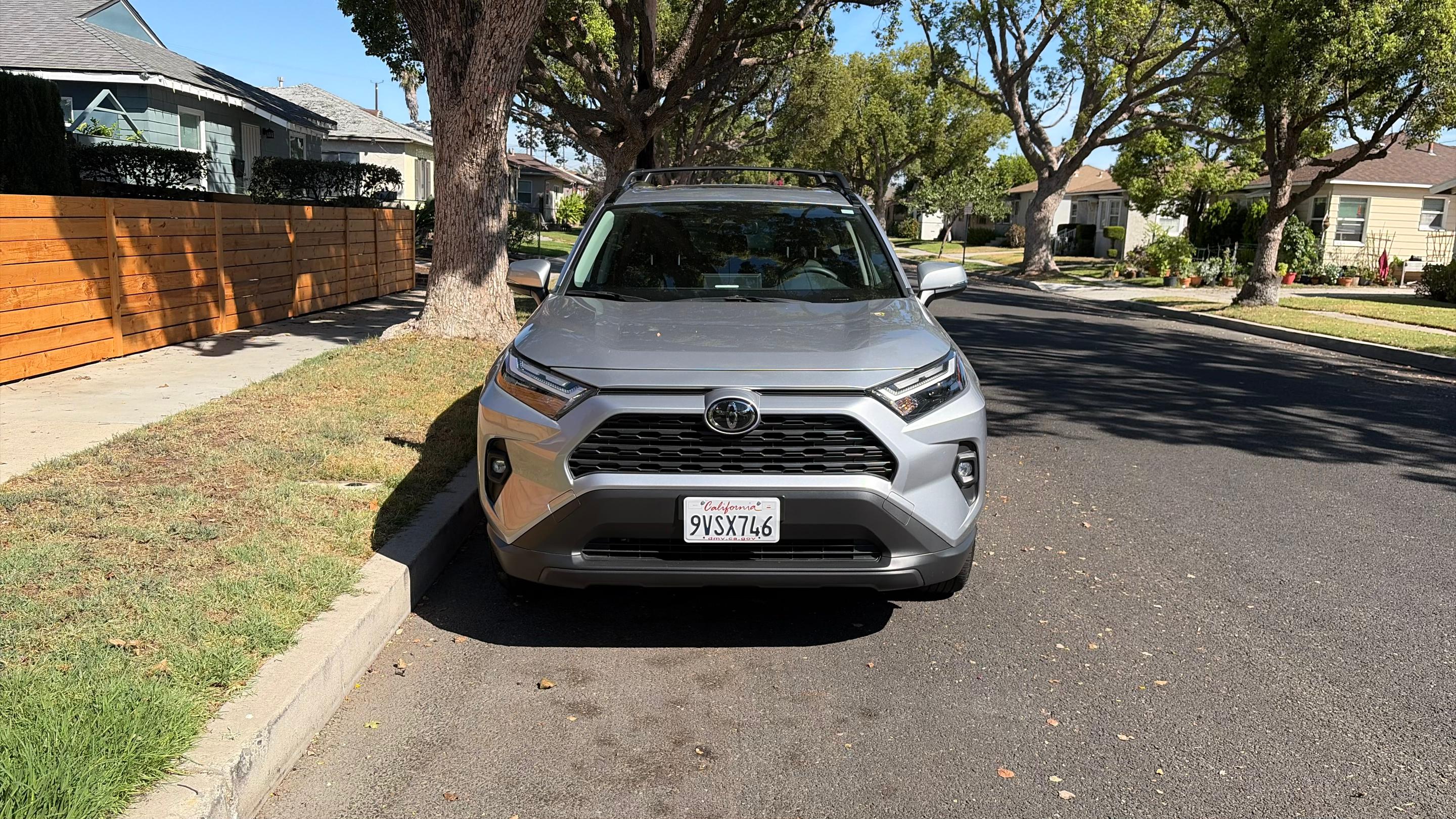 Toyota RAV4 Hybrid 2025 in Burbank, CA