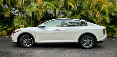 Kia K4 2025