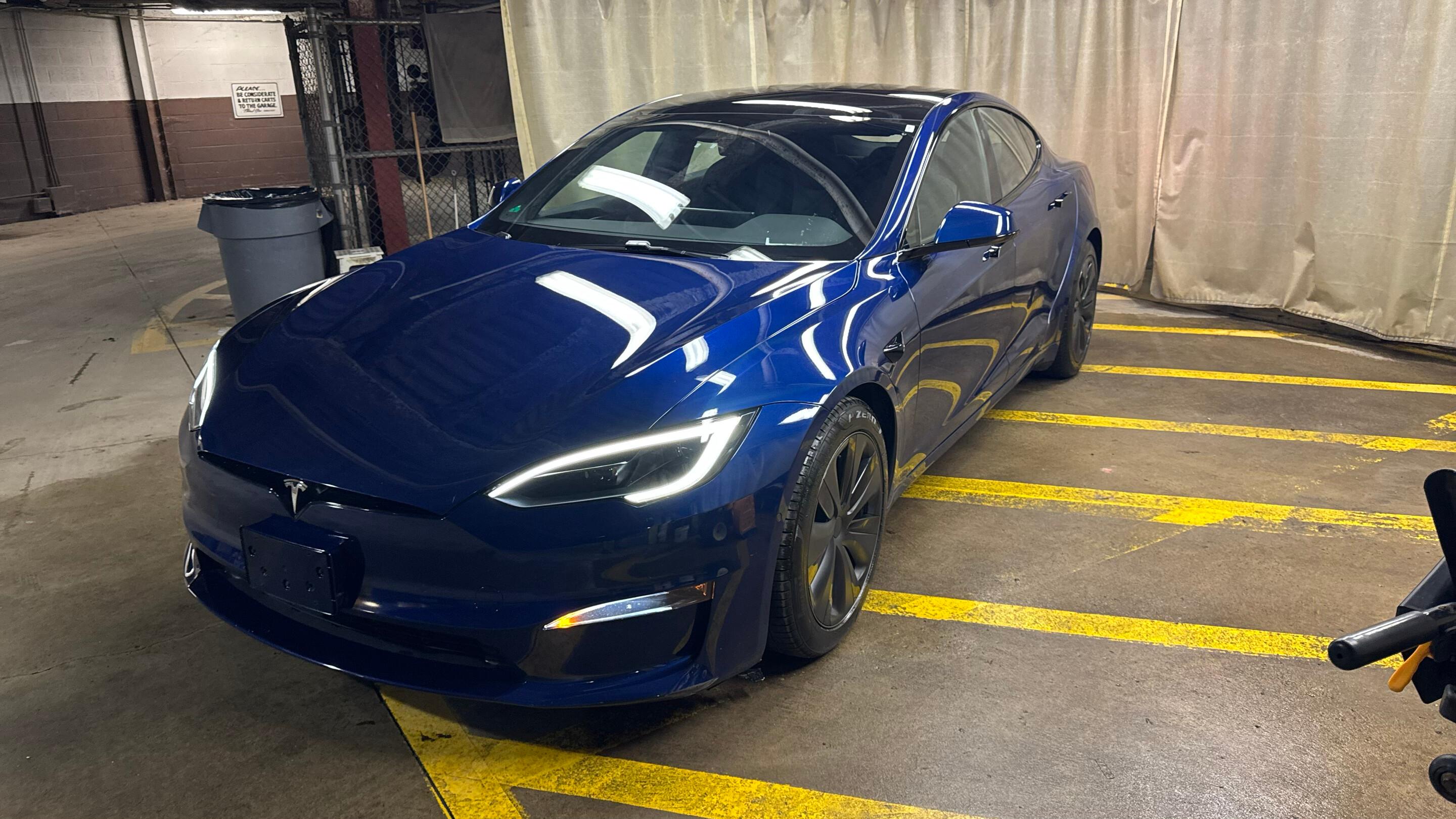 Tesla Model S 2022 in Beachwood, OH