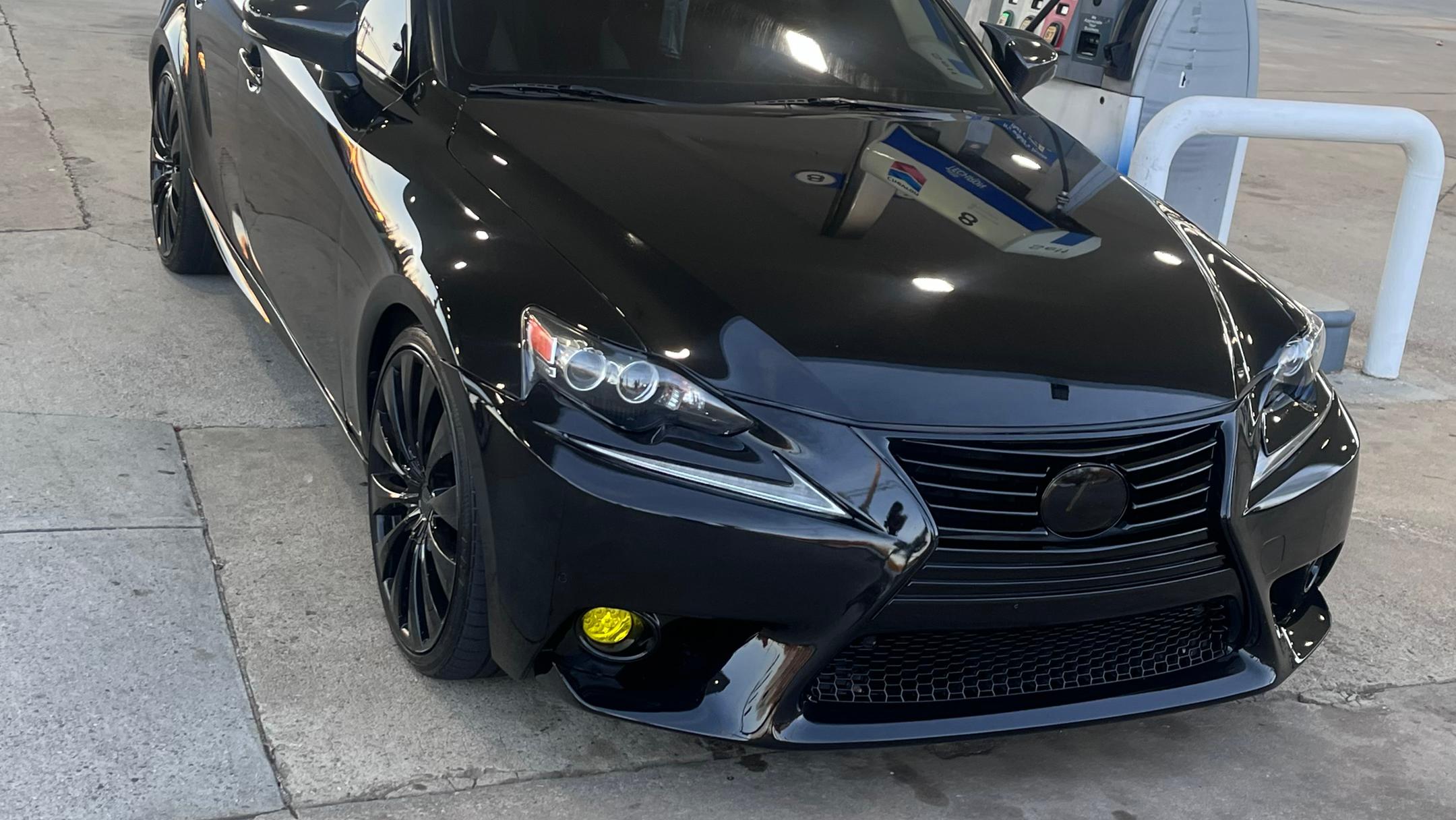 Lexus IS 2014 in 