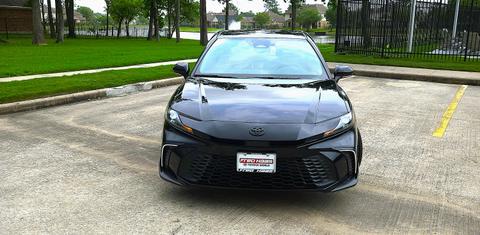 Toyota Camry Hybrid 2025