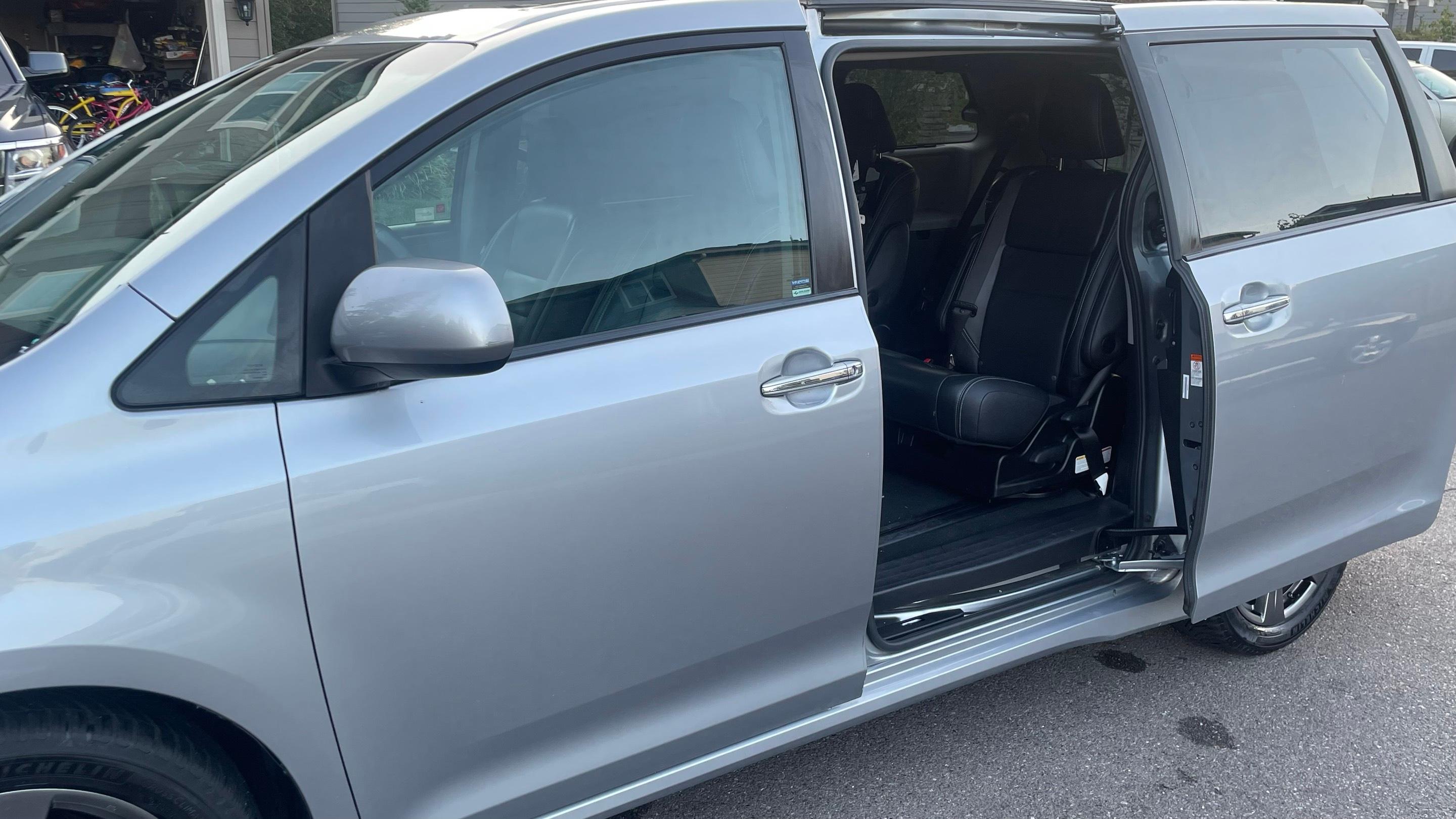 Toyota Sienna 2017 in SeaTac, WA