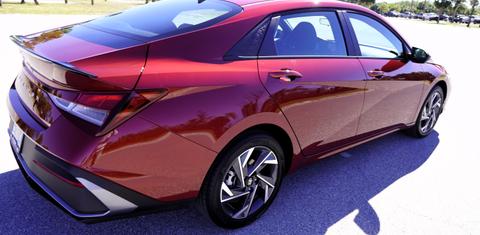 Hyundai Elantra 2025